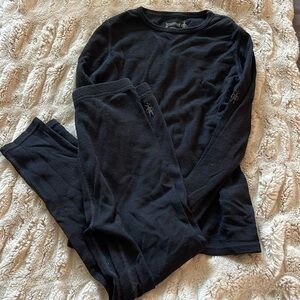 Girl’s Smartwool Black Long John Set, Size M